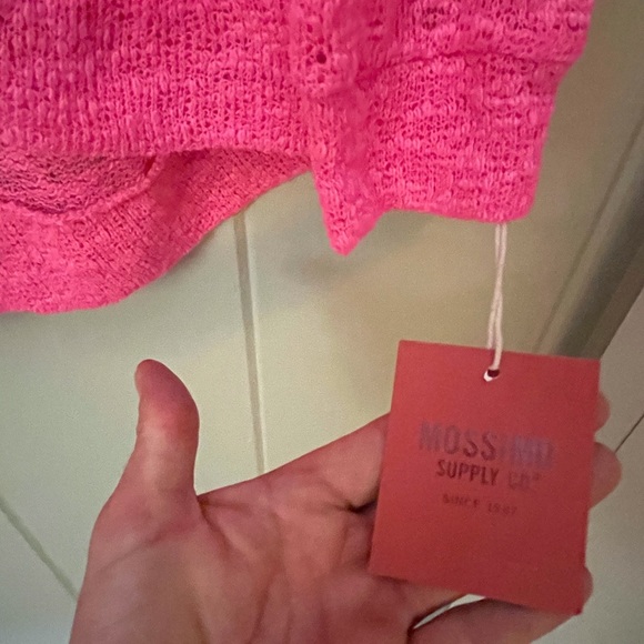 Hot Pink Mossimo knit light weight sweater - Picture 3 of 3
